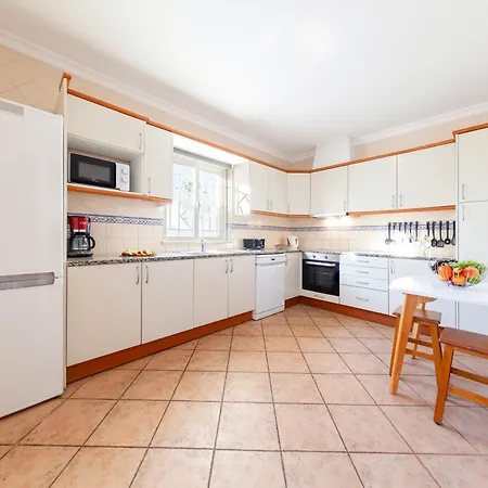 Azzurra By Algarve Vacation Villa